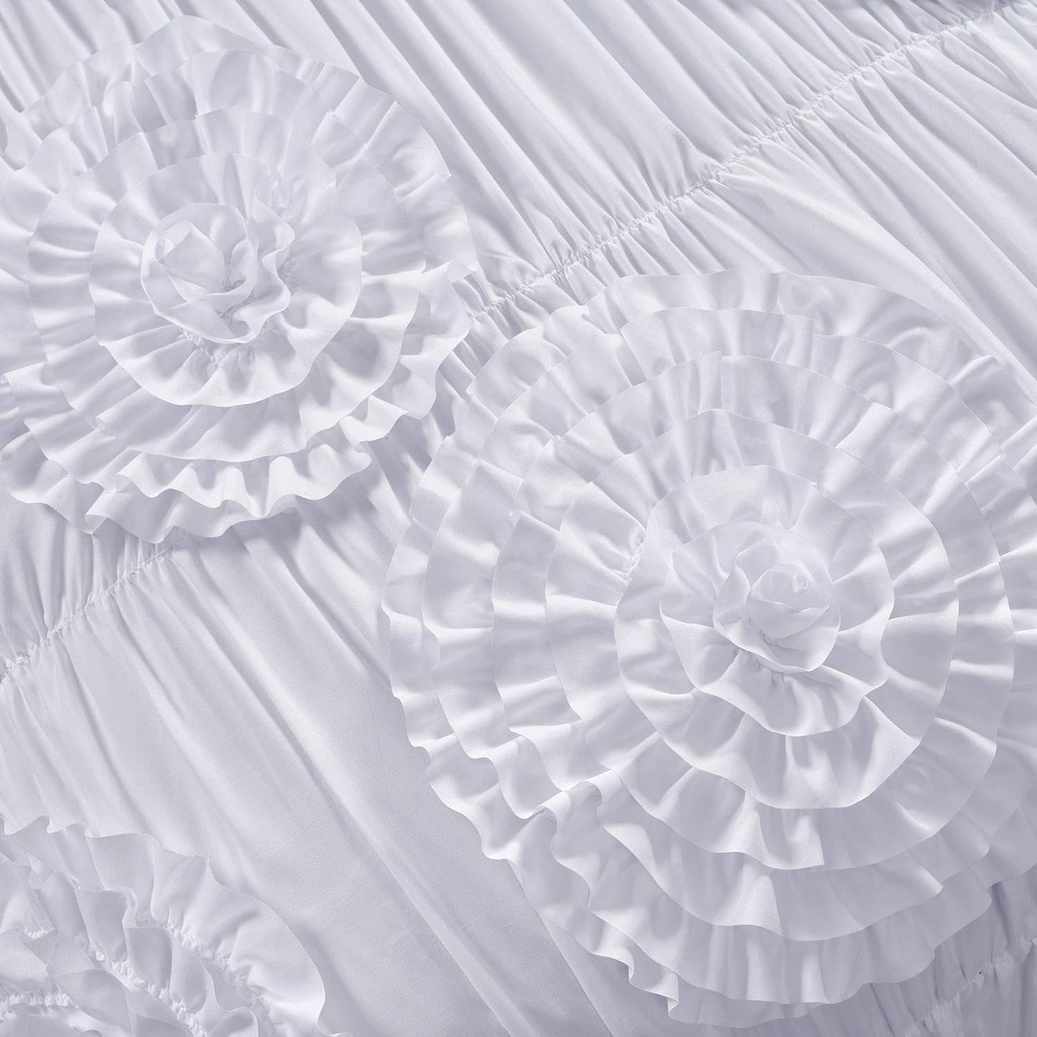 Lush Décor Serena 3 Piece Ruched Flower Comforter Set - White - Full/Queen