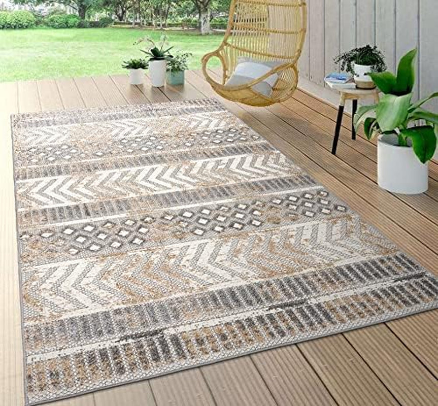 Distressed Geometric Indoor/Outdoor Area Rug 7'10" X 10' Beige